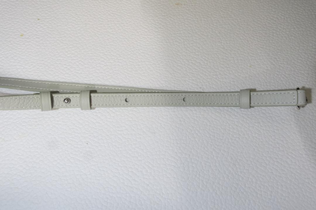 DEMIU 手帳型 レザーケース iPhone17pro・ストラップセット