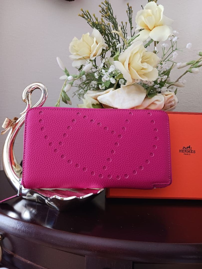 美品.新品.HERMES ピンクtogoエブリンラウンドファスナー長財布