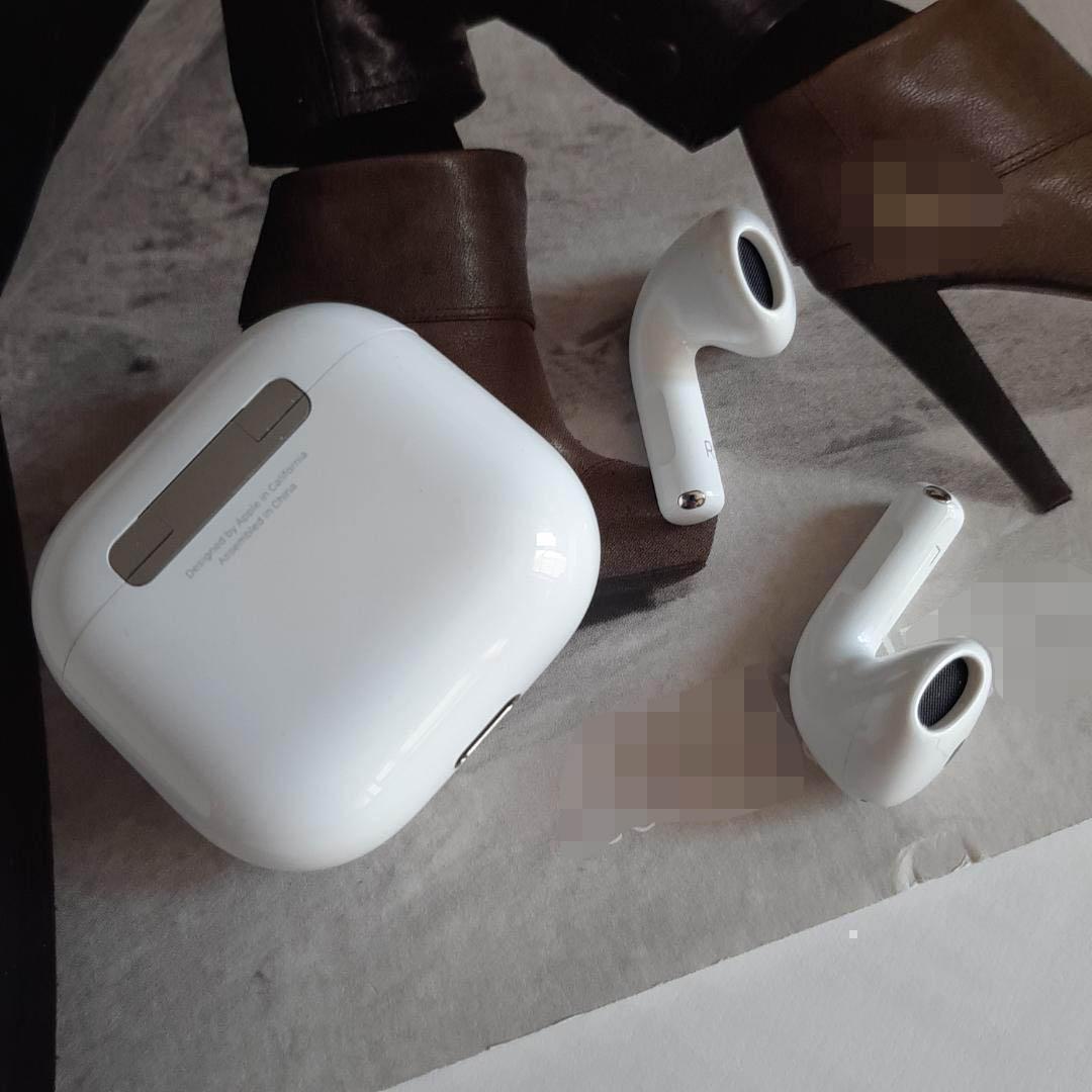 1式 Apple AirPods 4 エアポッズ 100%/100% アップル