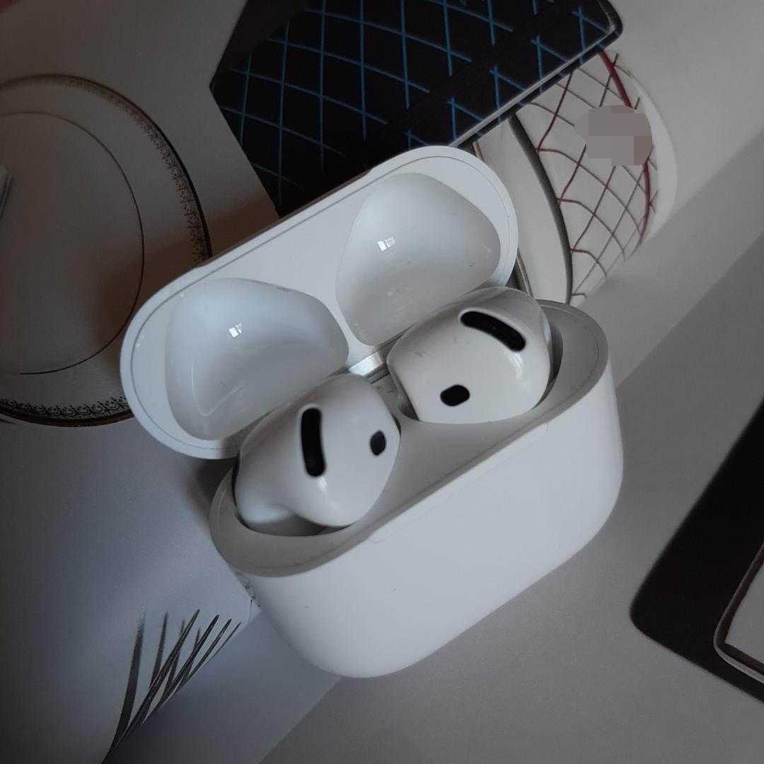 1式 Apple AirPods 4 エアポッズ 100%/100% アップル