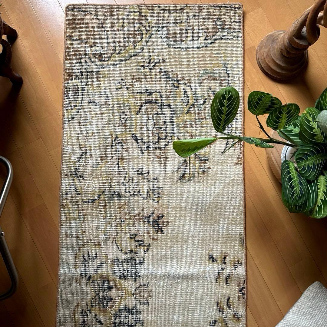 54×165 ロングランナーラグ　ベージュボタニカル　トルコヴィンテージラグ