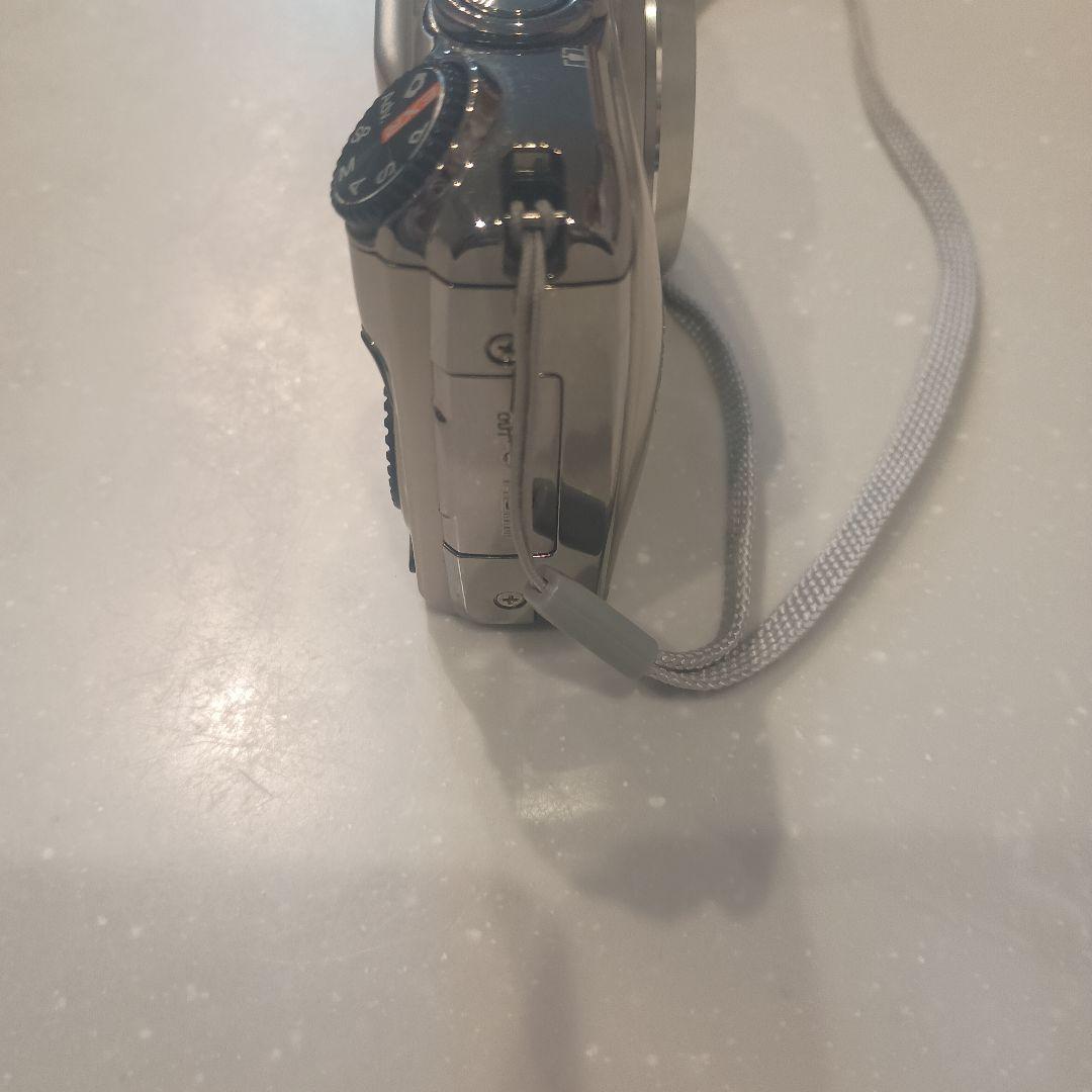 デジタルカメラ FinePix F550EXR