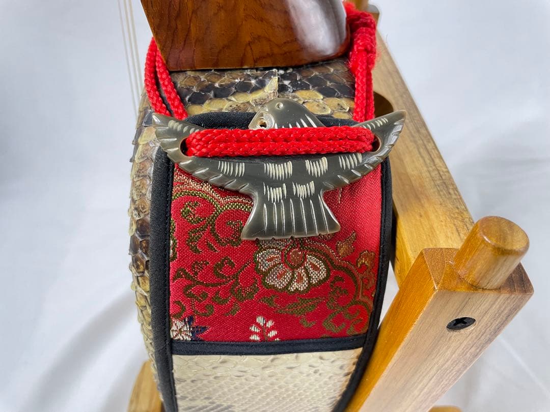 宮古木工芸 本皮1枚貼り/けやき棹 三線 与儀栄功作