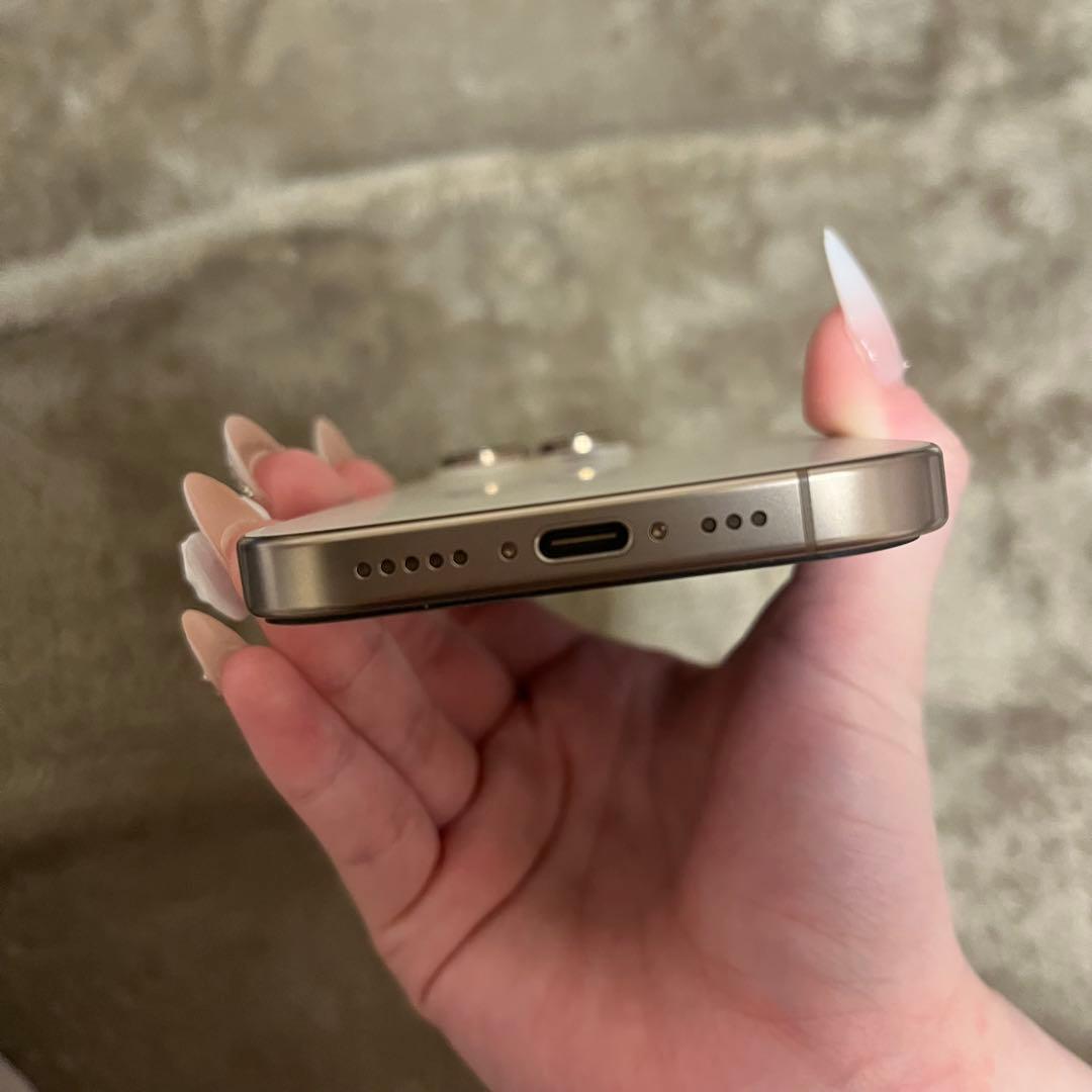 iPhone 16Pro デザートチタニウム 100%