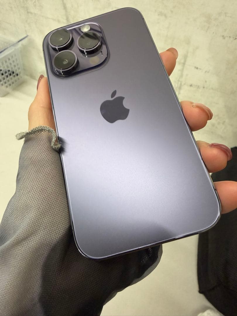Apple iPhone 14 Pro 256GBディープパープル 本体