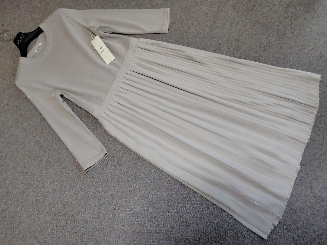 新品　AMACAアマカ　布帛コンビニットワンピワンピース38ベージュ44000円