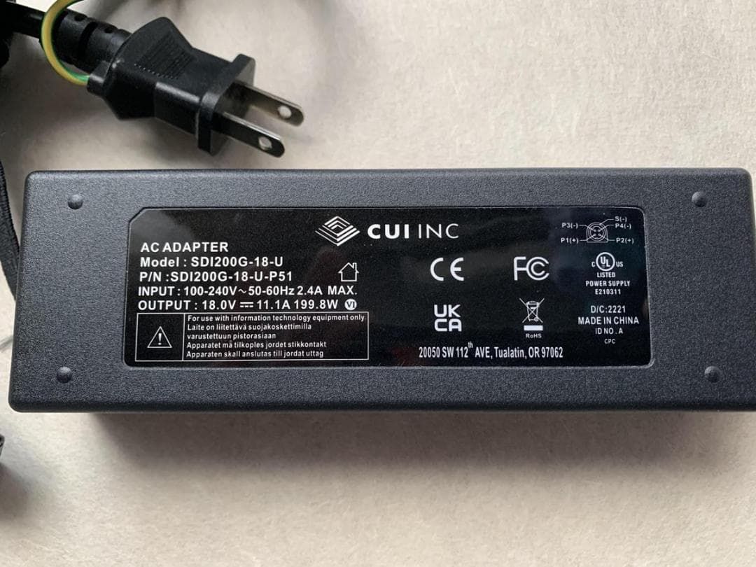 CUI GaN ACアダプター 18V 200W SDI200G-18-U