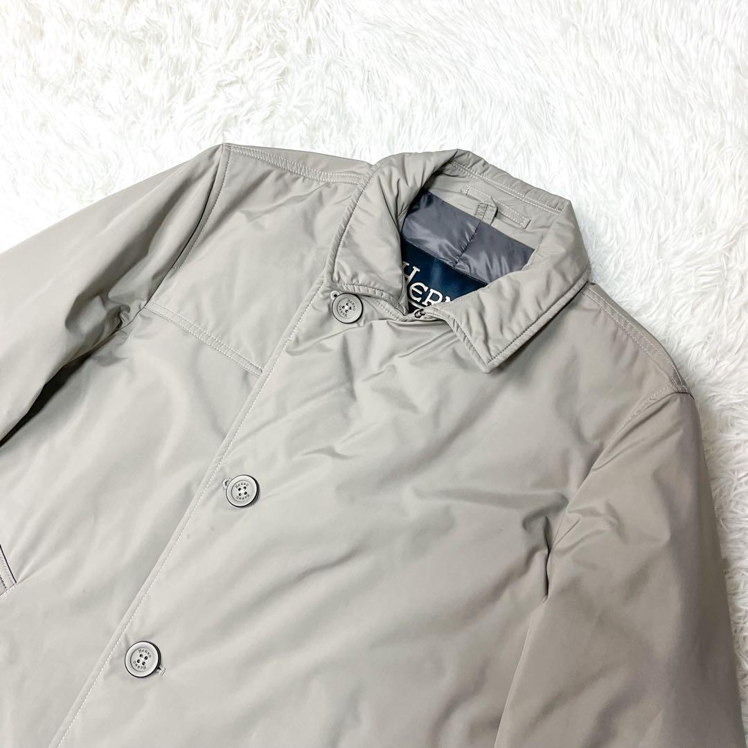 希少 ヘルノ ダウンジャケット チェスターコート型 ロゴプレート ダウンコート