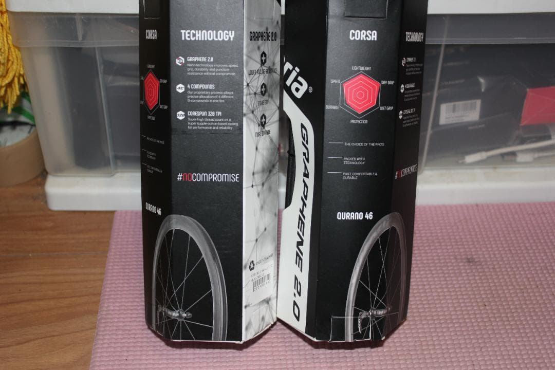 Vittoria Corsa 23c タイヤ (Graphene 2.0)