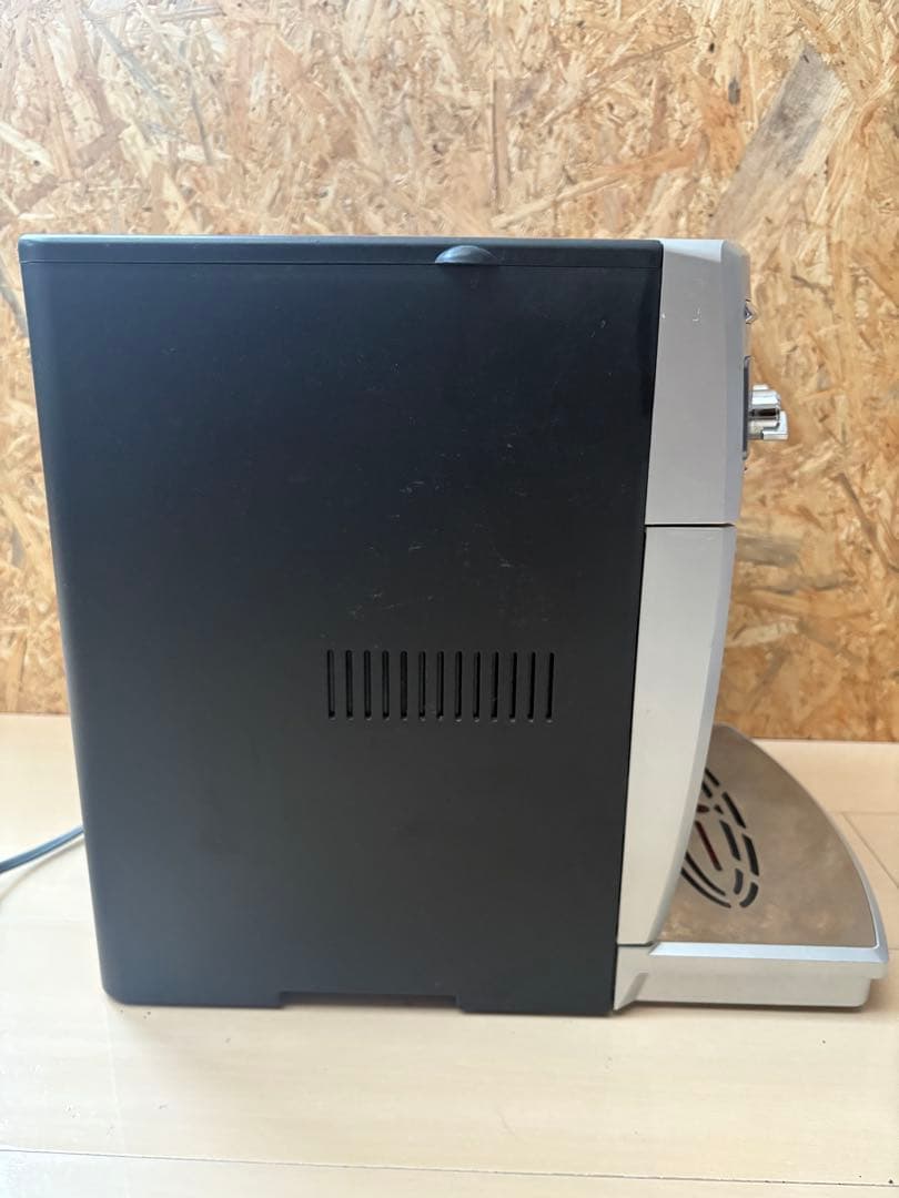 （ジャンク品）DeLonghi Magnifica ESAM03110S