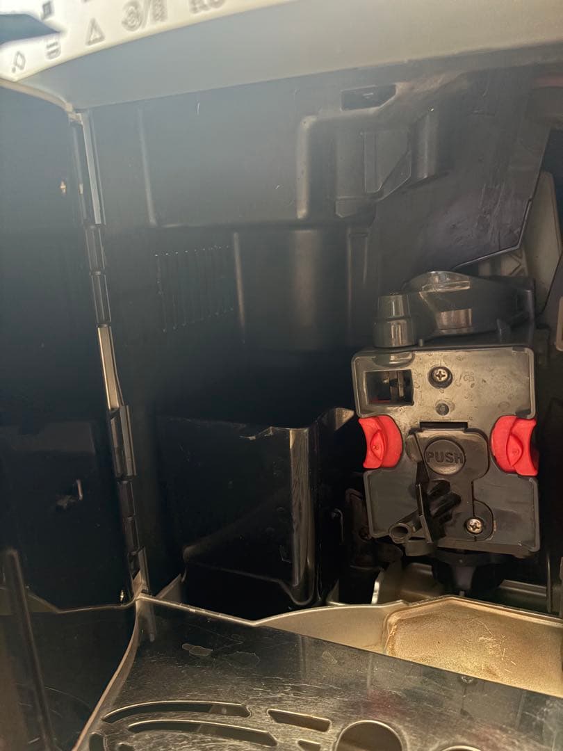 （ジャンク品）DeLonghi Magnifica ESAM03110S