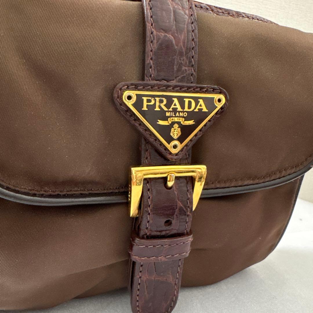 PRADA ボディバッグ・ウエストポーチ ブラウン