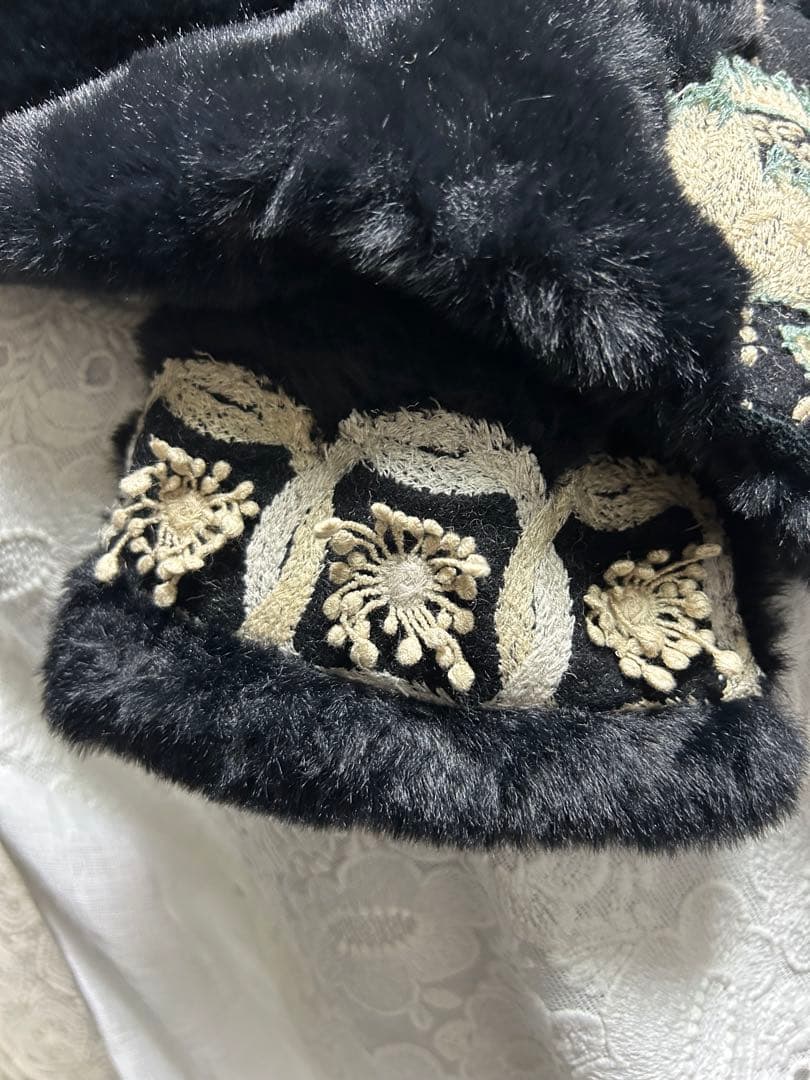 51107A ミナペルホネンハンドメイド　厚手差し込みマフラー　レアシリーズ