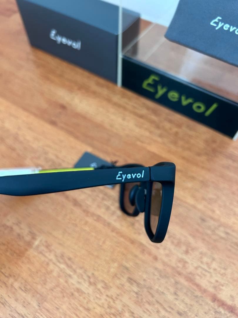 Eyevol 偏光レンズ　サングラス　HEATH