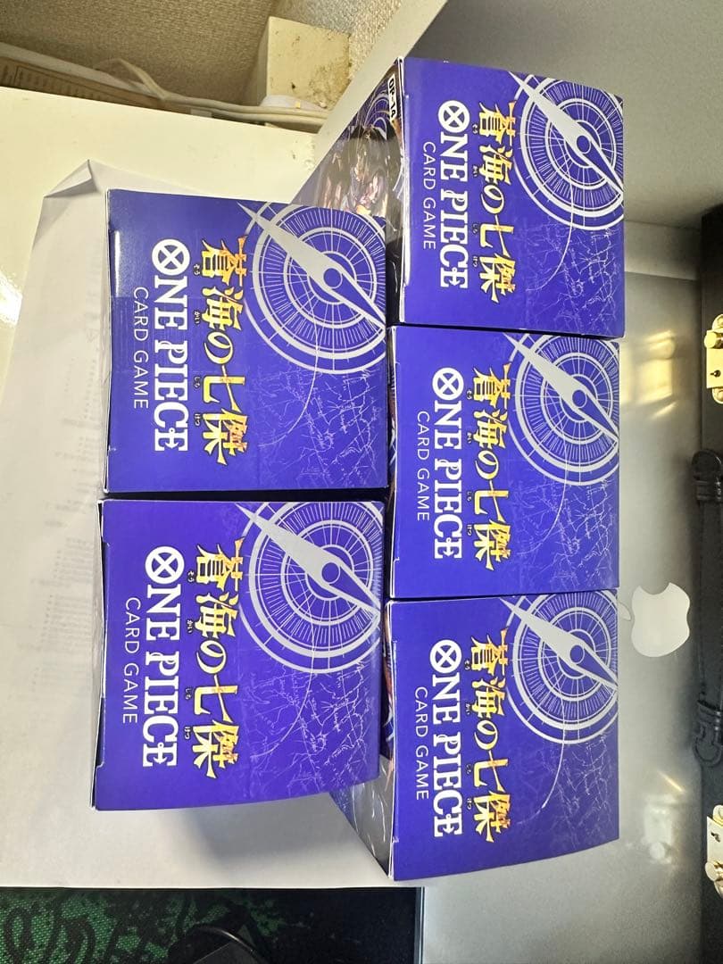 ワンピースカードゲーム 蒼海の七賢 5BOXセット 新品 未開封テープ付き。