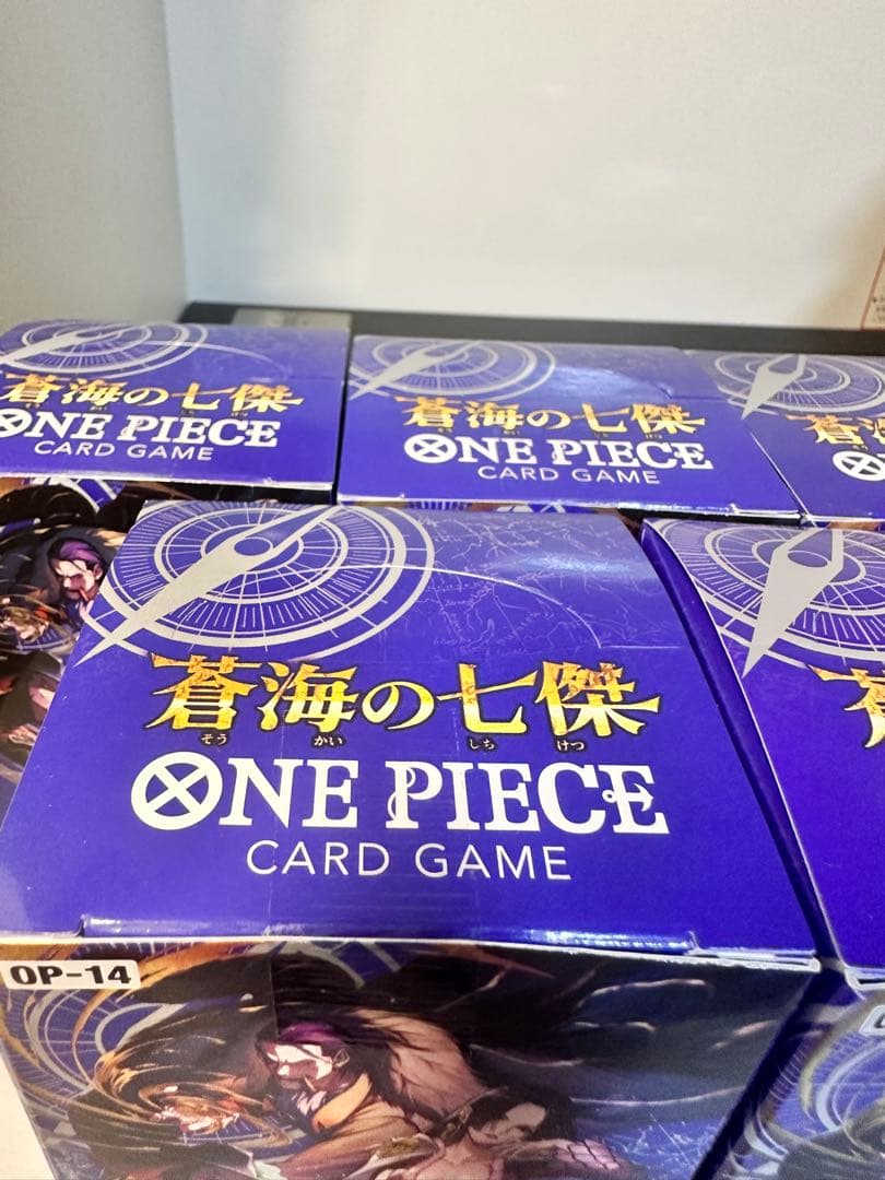 ワンピースカードゲーム 蒼海の七賢 5BOXセット 新品 未開封テープ付き。