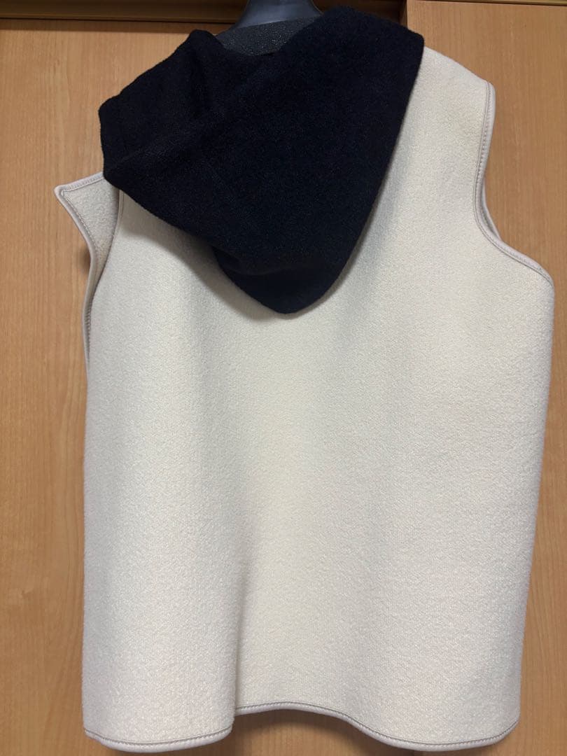 【美品】Eimee law レイヤードフーディジレ　アウター