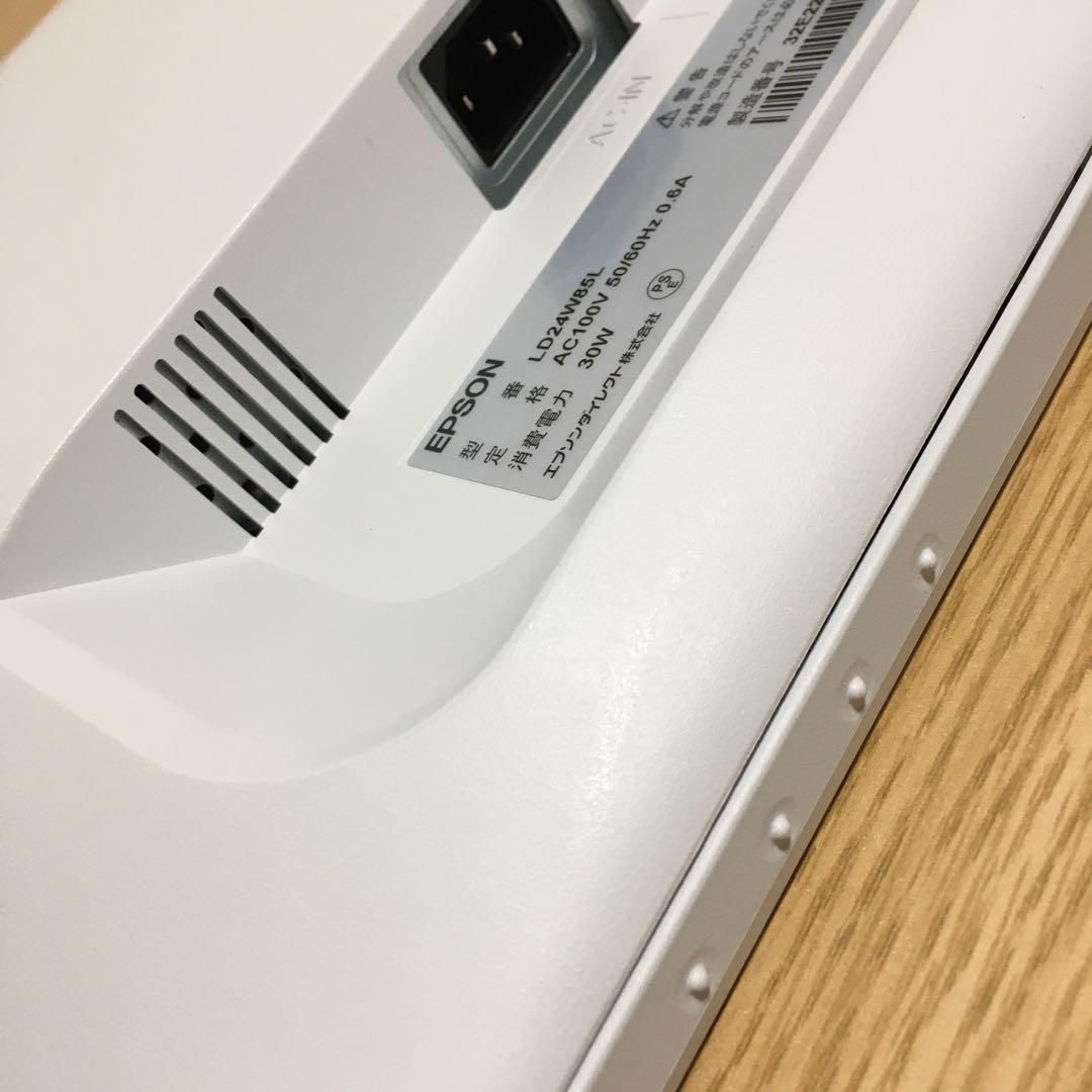 Lenovo Wim11 快速i3 8Gメモリ 快適SSD 23.8'モニター