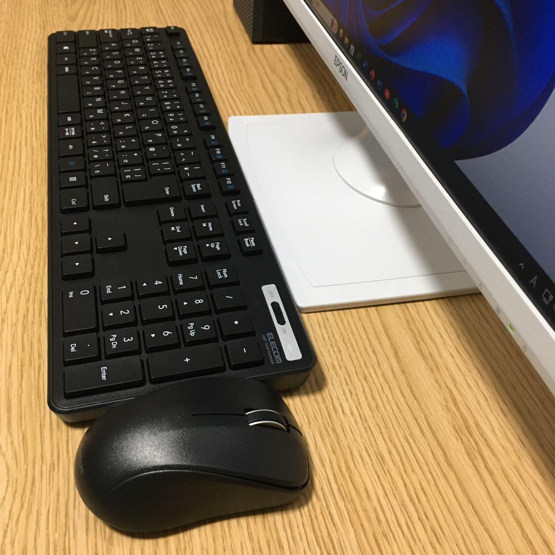 Lenovo Wim11 快速i3 8Gメモリ 快適SSD 23.8'モニター