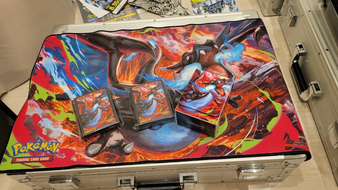 ポケモンカードゲーム Overseas Mega Charizard EX Playmat Set