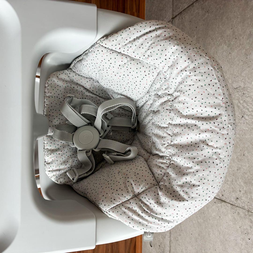 ストッケ　クリック　ハイチェア　グレー　クッション付