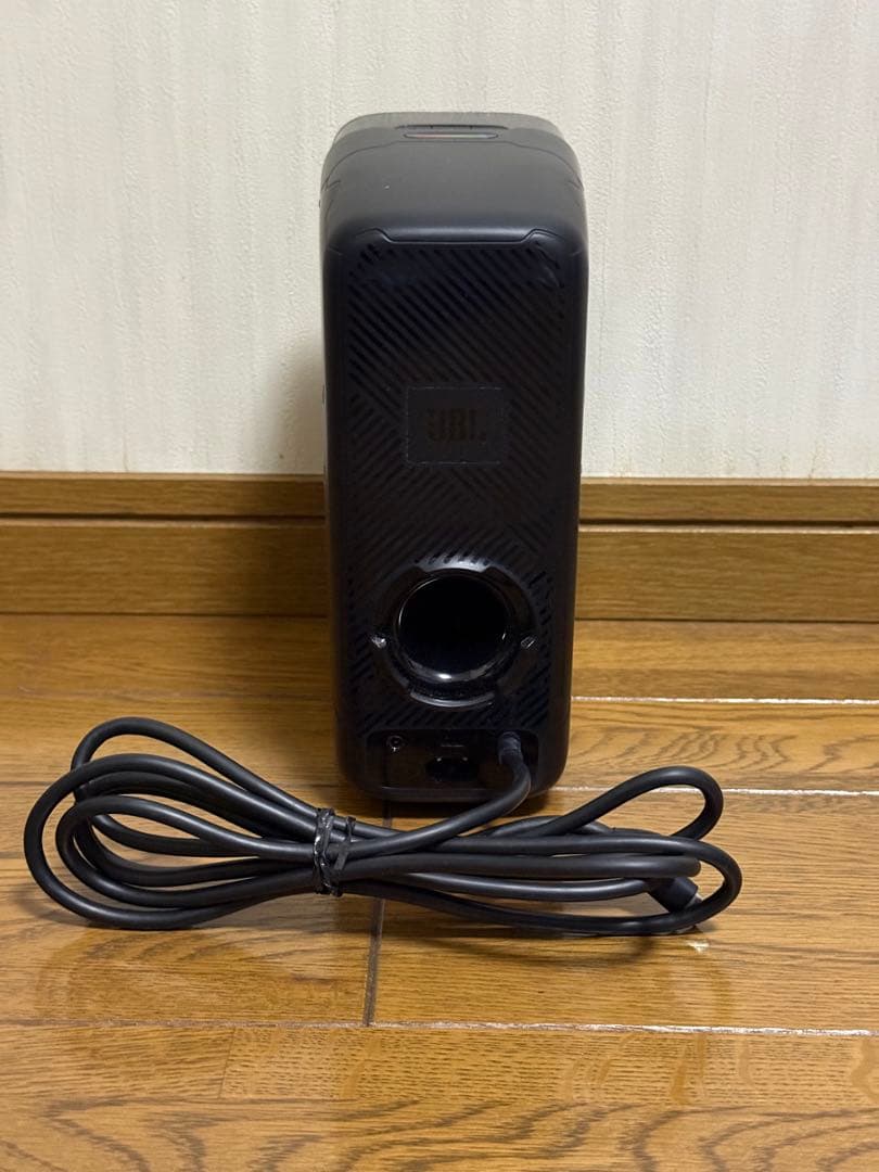 JBL Quantum Duo スピーカー