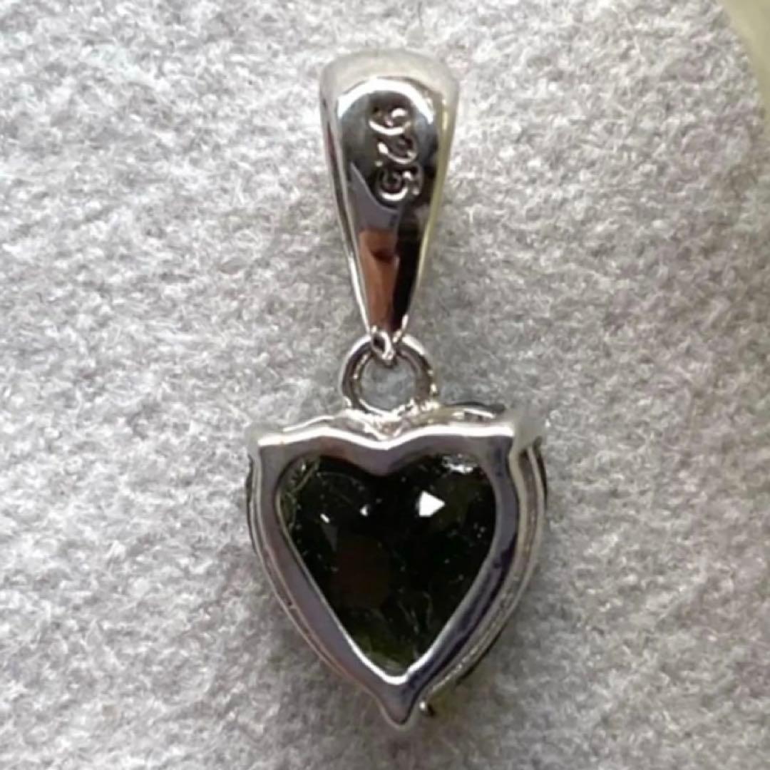 SALE❣️ 極上❣️シルバーチェーン付❤︎モルダバイトペンダント