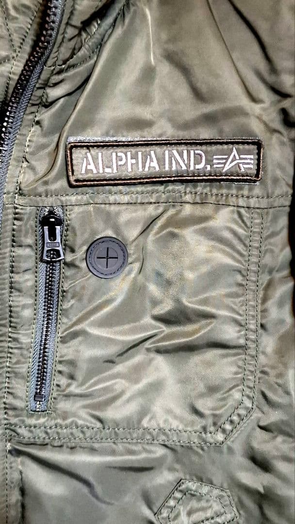 ALPHA IND. フーデッドリブフライトジャケット TA1049-076