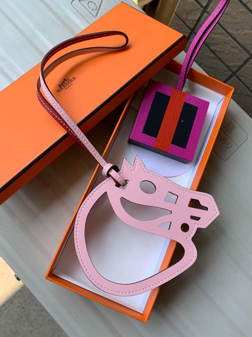 イノシシ丸HERMES レトル オ カレ✖️パドックシュバルチャーム2点セット