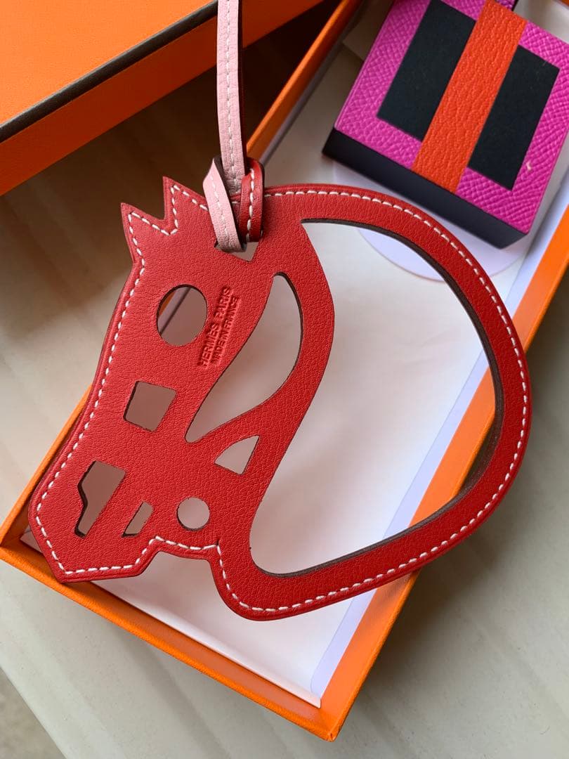 イノシシ丸HERMES レトル オ カレ✖️パドックシュバルチャーム2点セット