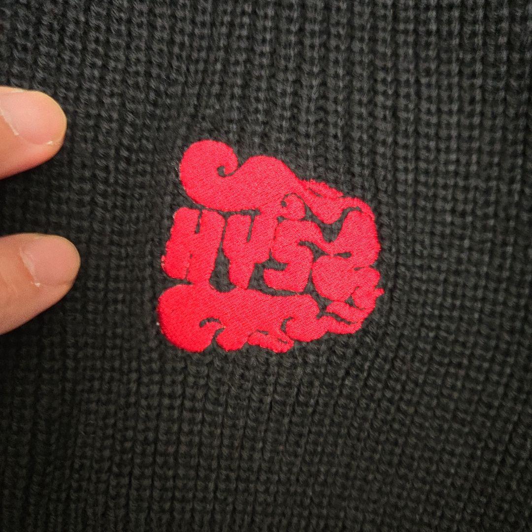 ヒステリックグラマー　ニット　赤刺繍ロゴ