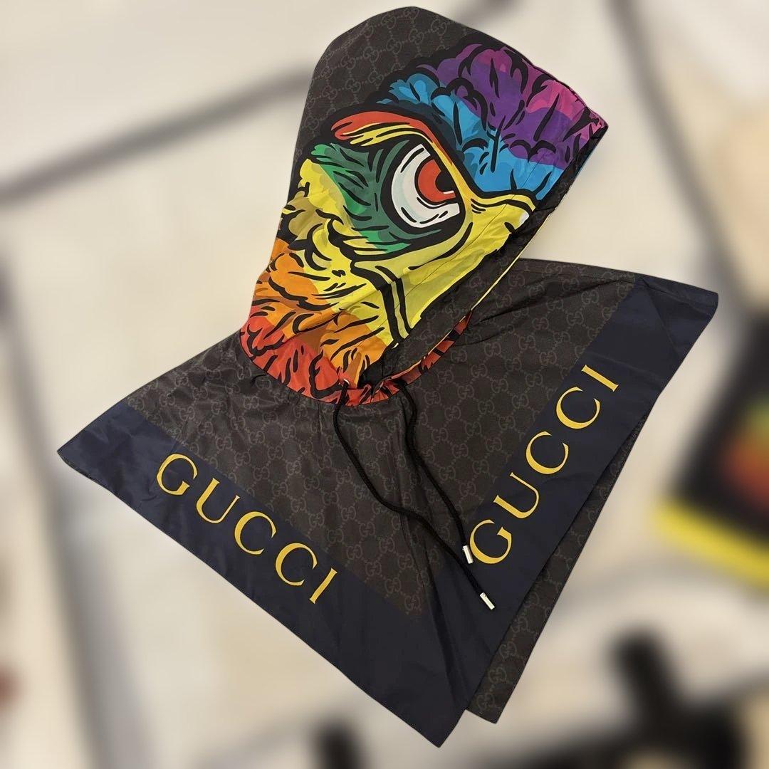 GUCCIフードポンチョM