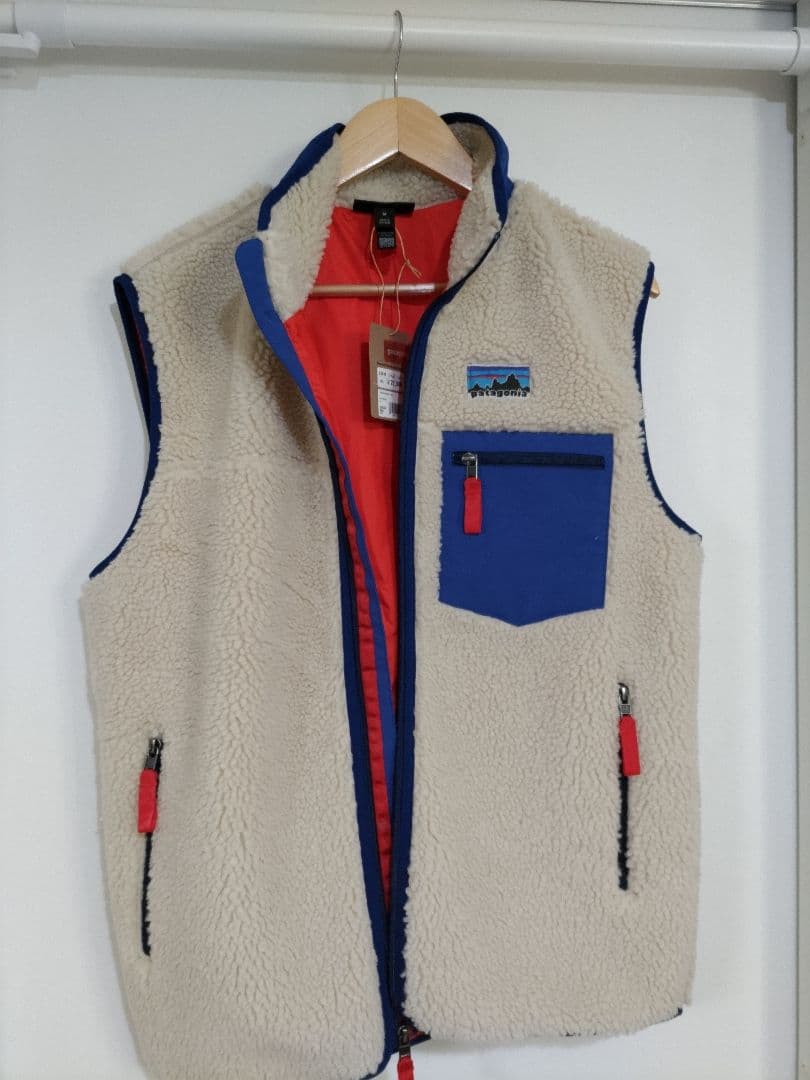 （新品）patagonia　新モデル　メンズ　レトロX　ベスト