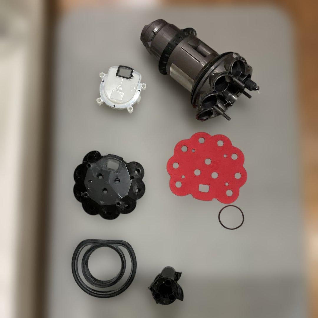 34.『分解洗浄済』Dyson Digital Slim Fluffy SV18