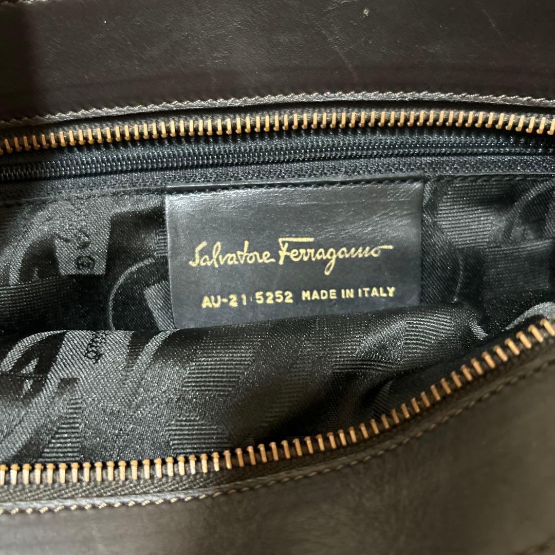 Salvatore Ferragamo パーティーバッグ ダークブラウン