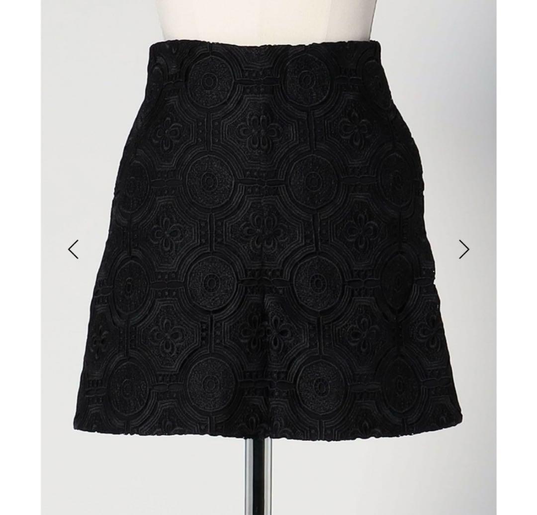 完売★超美品　UNITED ARROWS レースショートパンツ　ブラック38