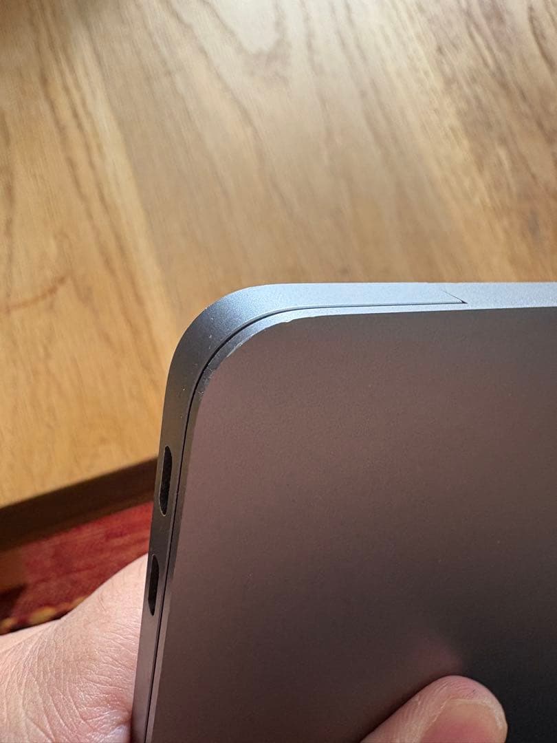 Apple MacBook Air (M1, 2020) スペースグレー