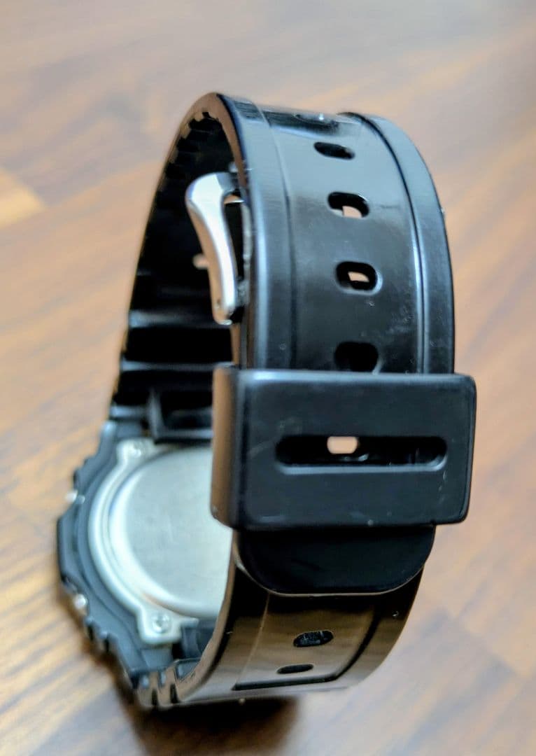 CASIO G-SHOCK タフソーラー ブラック/グリーン