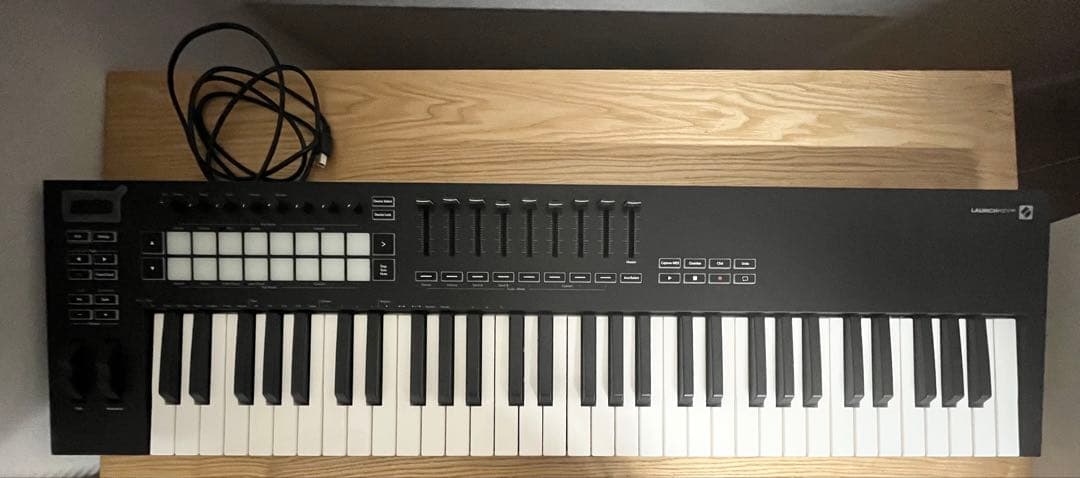 た*様 【美品】novation LAUNCHKEY 61 MK3