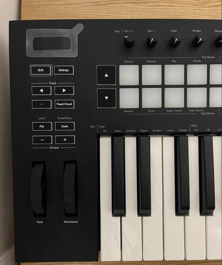 た*様 【美品】novation LAUNCHKEY 61 MK3