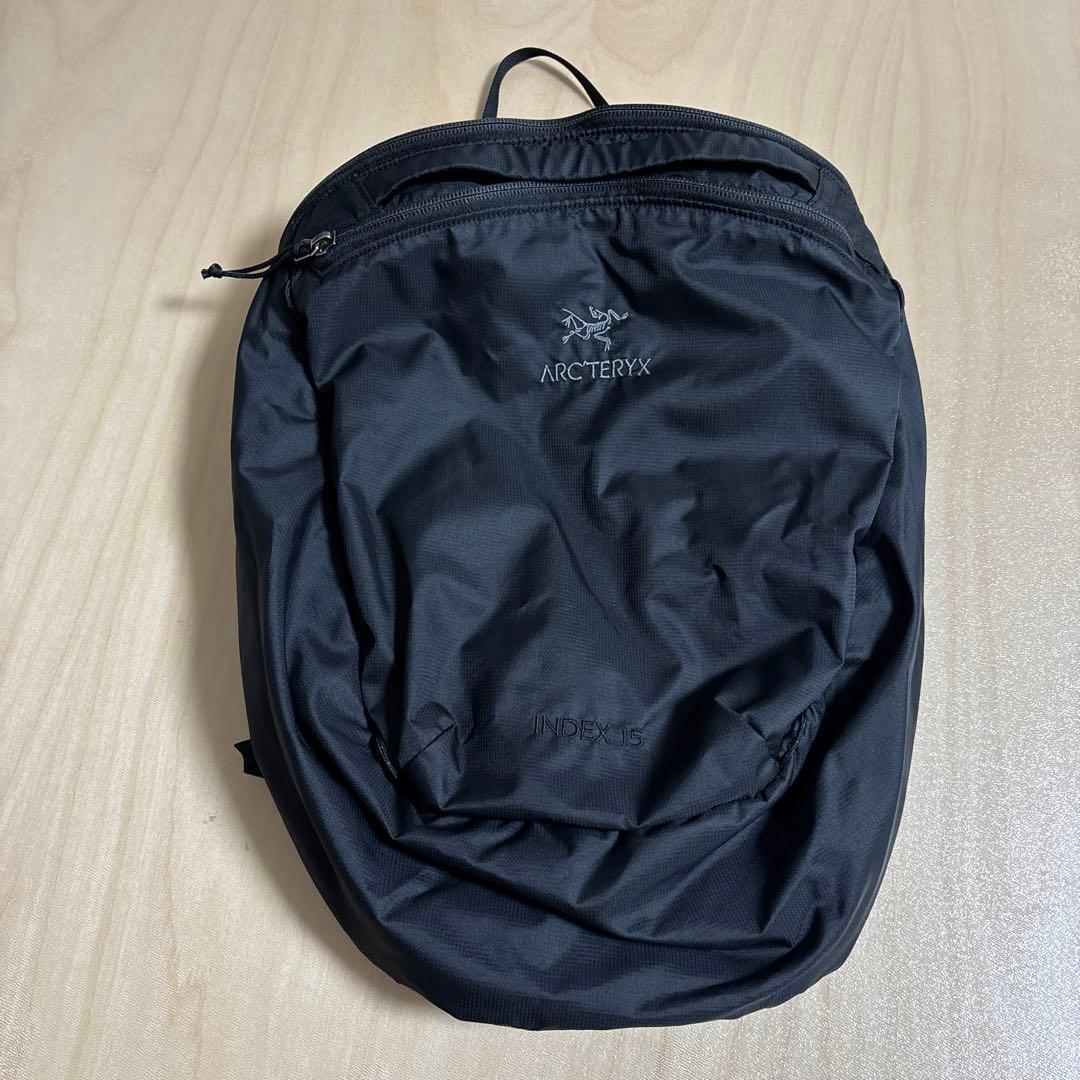 アークテリクス リュック バックパック　黒色