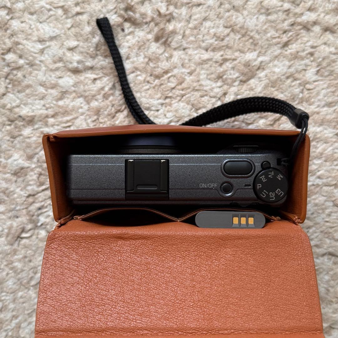 【美品】RICOH GR IIIx Urban Edition予備電池・ケース付