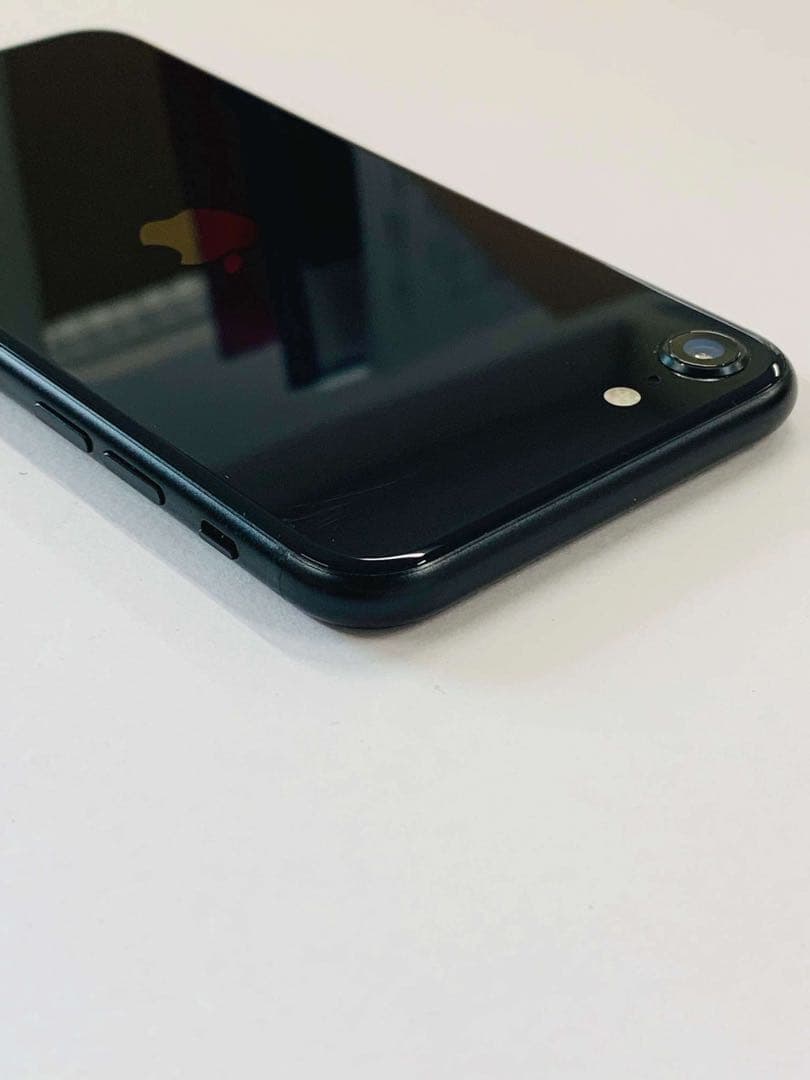 iPhone SE 第3世代 64GB SIMフリー 美品