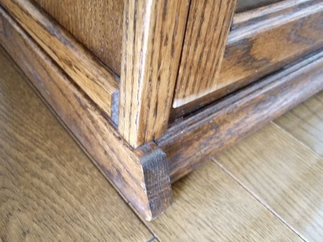 木製ガラス扉付き4段キャビネット ブックシェルフ