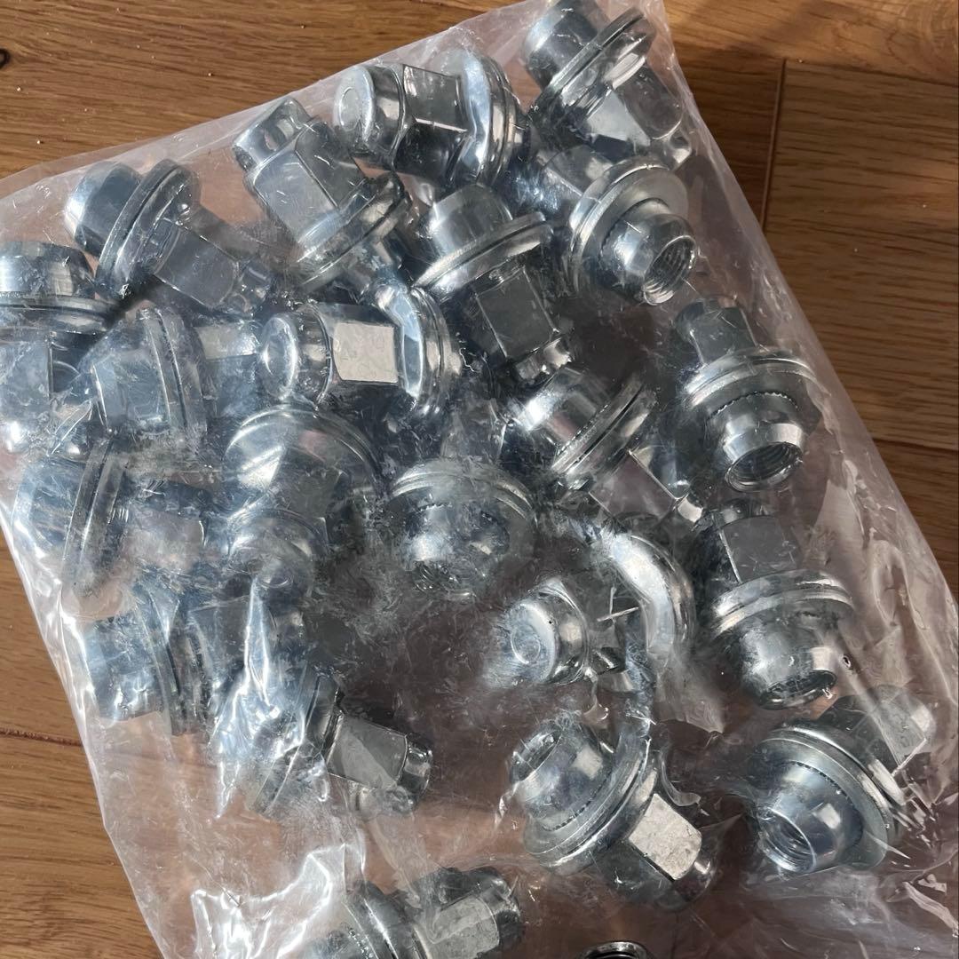 ②【2本セット】再再販ランドクルーザー70 GDJ76純正タイヤ•ホイールセット