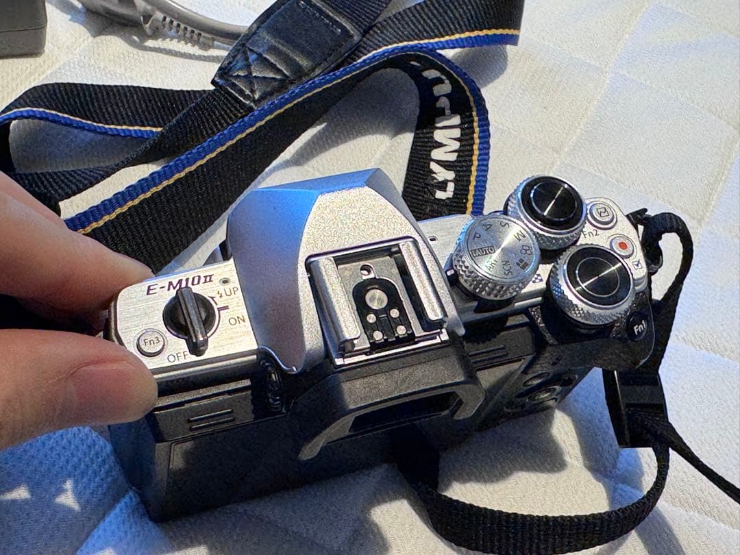 デジタルカメラ OLYMPUS OM-D E-M10 MarkII EZ
