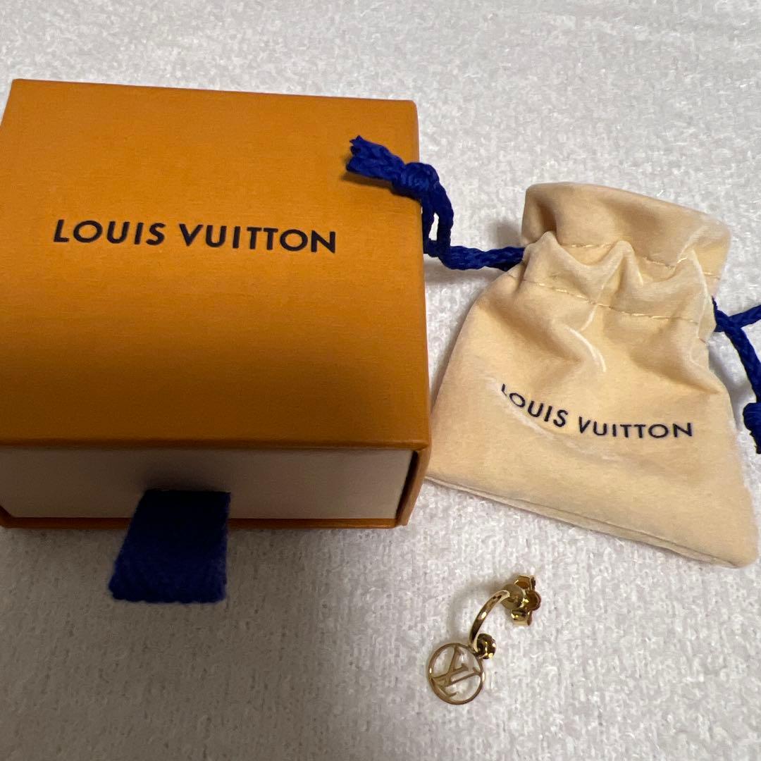 LOUIS VUITTON ゴールド LVロゴ ピアス(片耳用)