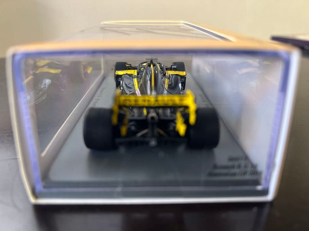 F1 Renault RS19 2019年ダニエルリカルド直筆サイン入り1:43