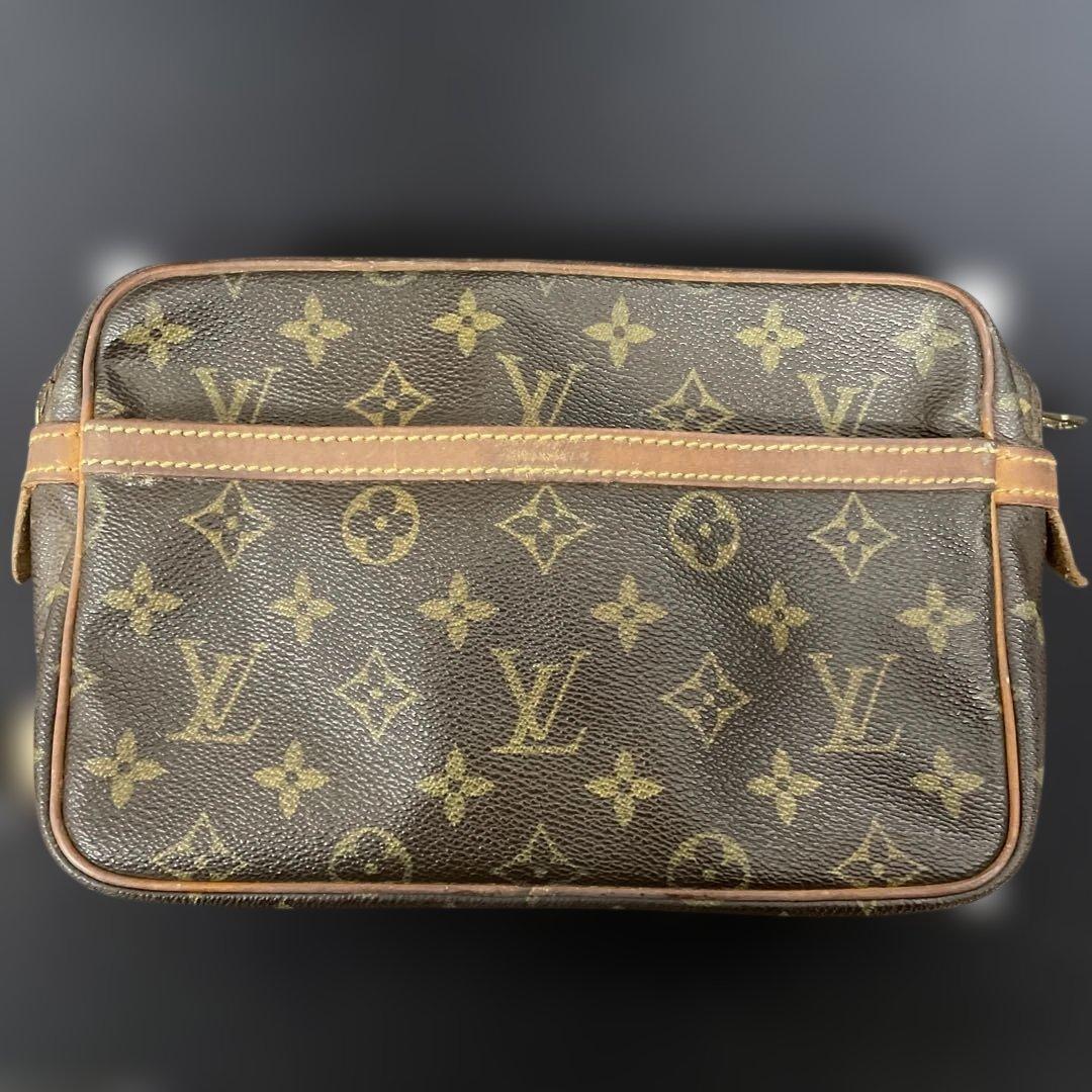 LOUISVUITTON　クラッチバッグ　モノグラム