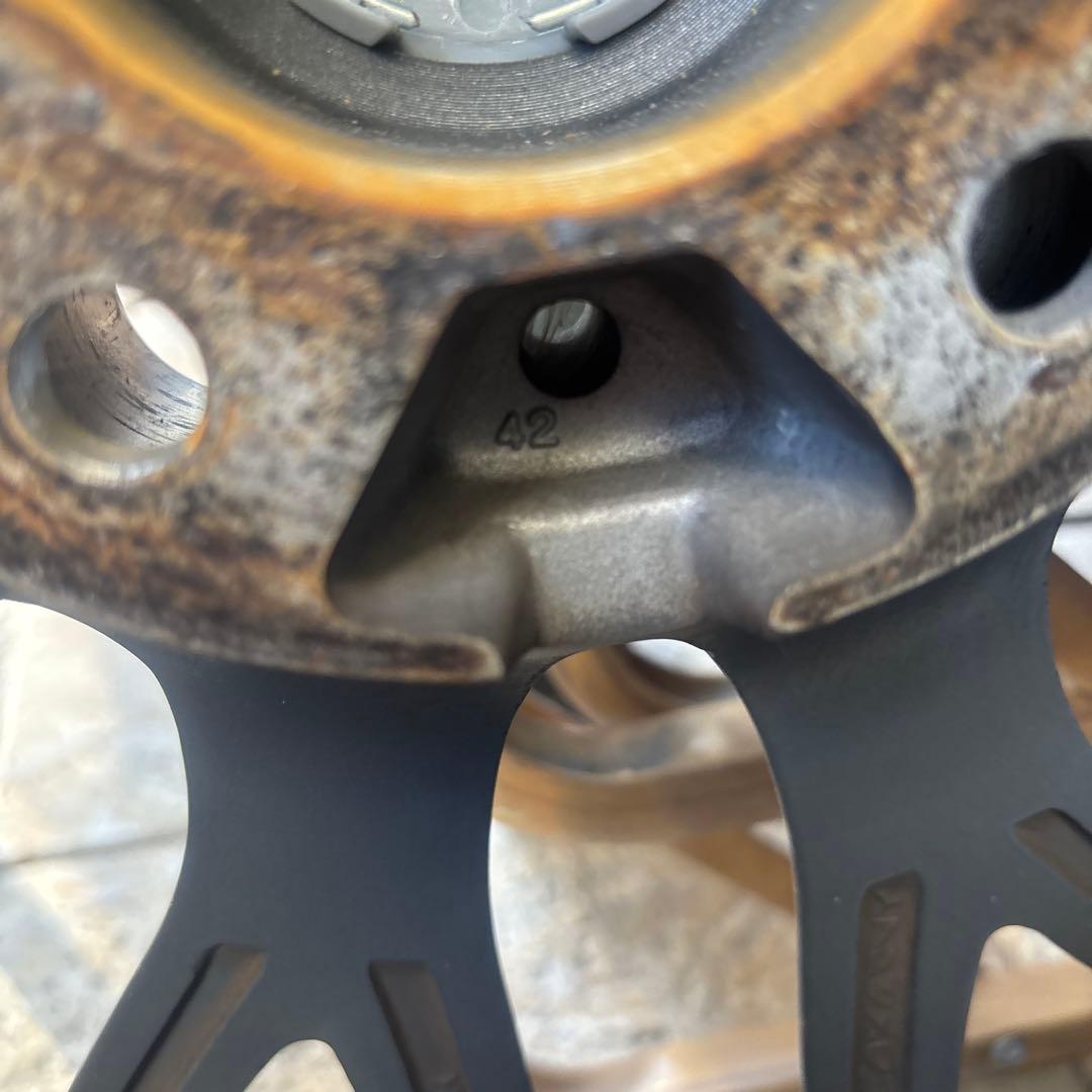 18インチ ロクサーニ、アルミホイールセット 多スポーク